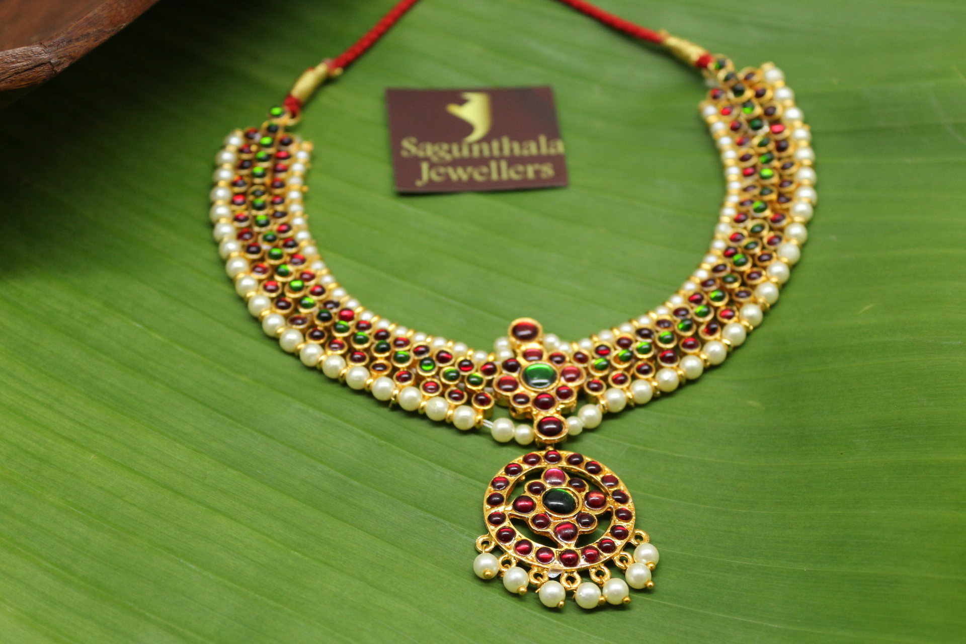 Premium Kemp & Pearl Traditional Necklace – Antique Bridal Temple Jewellery