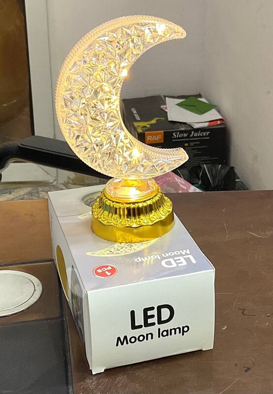 LED MOON-SHAPED LAMP