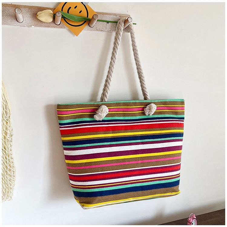 DESIGN TOTE BAGS