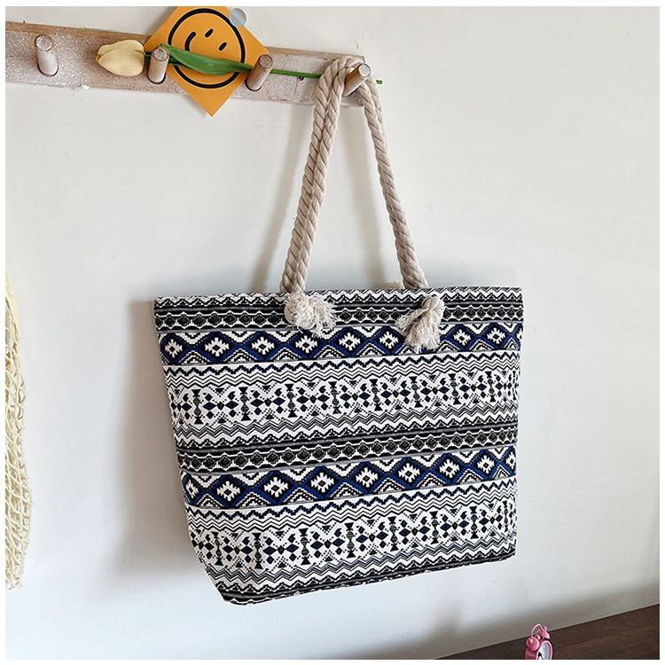 DESIGN TOTE BAGS