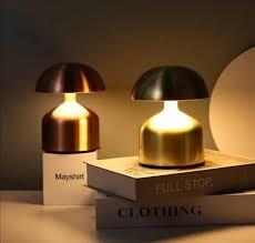 RECHARGEABLE CORDLESS TABLE LAMP