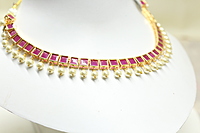 PINK SQUARE STONES NECKLACE