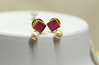 PINK SQUARE STONES NECKLACE