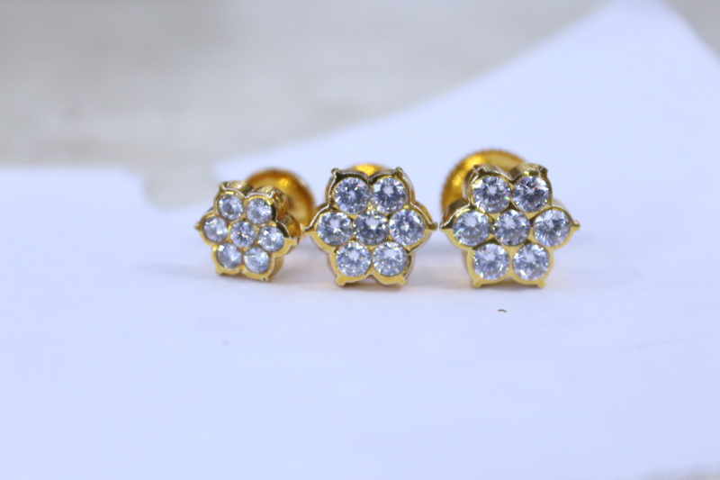 7 STONE DIAMOND BIG STUDS