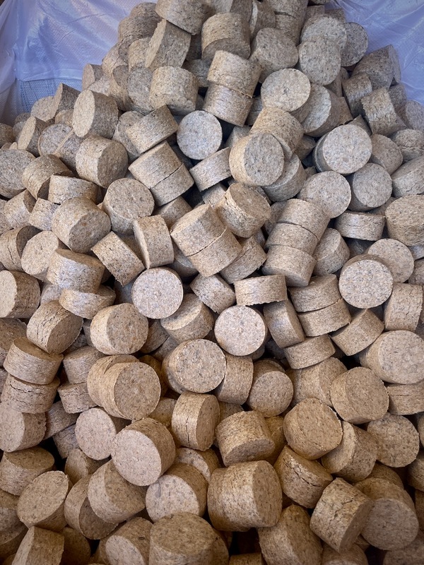 Ponderosa Pine Briquettes  - Supersack (30 cubic ft)