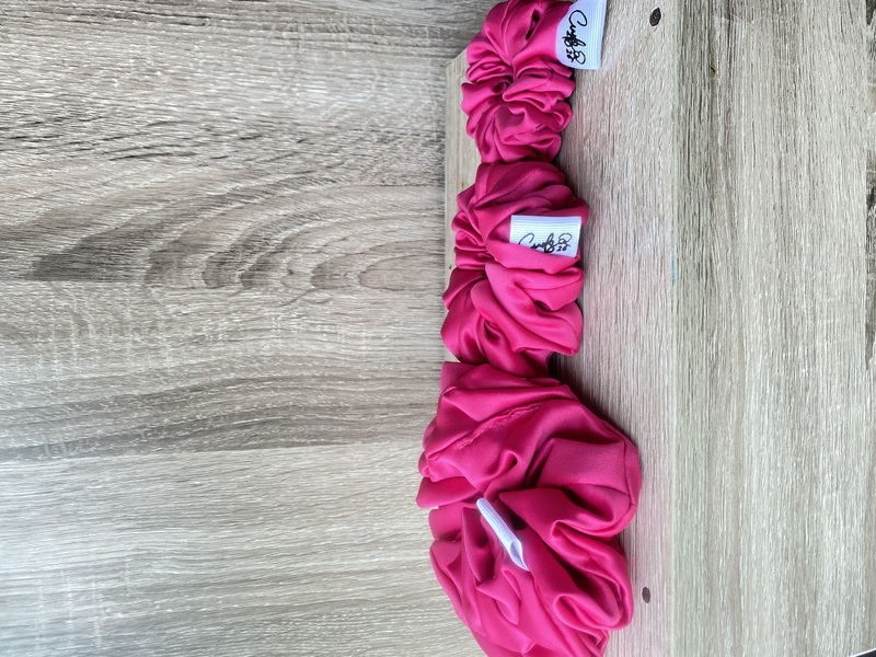 Curls 26 Silk Scrunchies