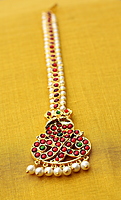 Temple Jewellery – Brass Gold Finish & Kempstones Nagam Forehead Pendant / Nethi Chutty / Maang Tikka