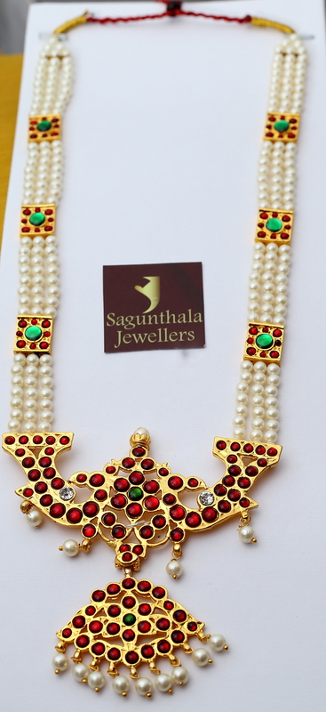 Temple Jewellery – Pearls Haram with Kempstones Pendant (Artificial)