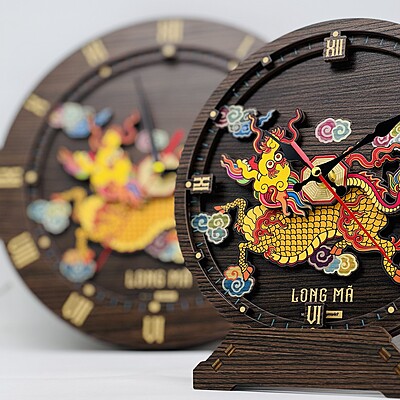 Đồng Hồ Gỗ Long Mã (Để Bàn) Đồng Hồ Gỗ Long Mã (Để Bàn)