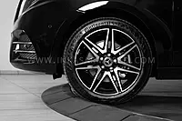 Armored Mercedes-Benz V Class