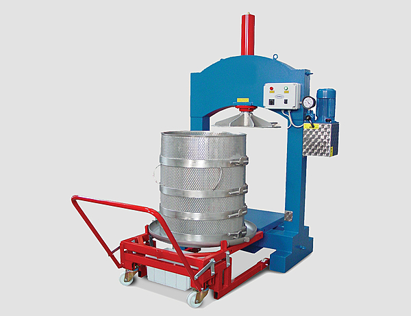 ჰიდრავლიკური პრესი Italia 80