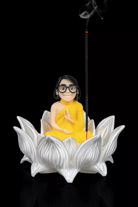 mini-me-incense-holder-buddha-ai-compatible-media-package