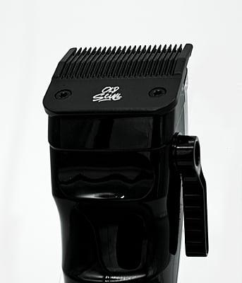 Infinity Clipper Black Marca Old Scull Neo