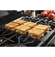 GE® JGBS66DEKBB 30" Free-Standing Gas Range GE® JGBS66DEKBB 30" Free-Standing Gas Range