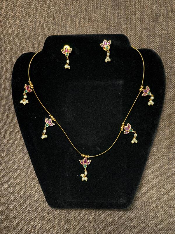 Jadau invisible necklace set - Multi-Lotus design