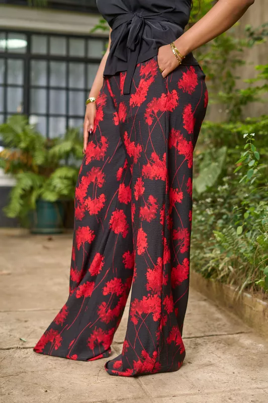 Mirah -Black Floral