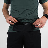 KIPRUN - RUNNING BELT FOR PHONE - BLACK