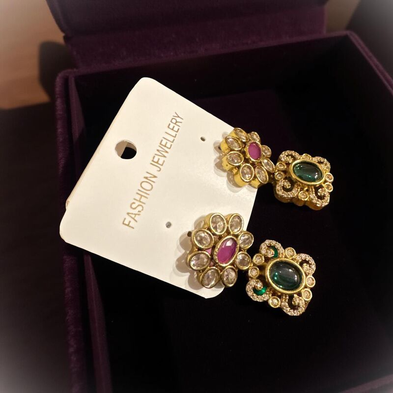 Kundan drops - Medium size