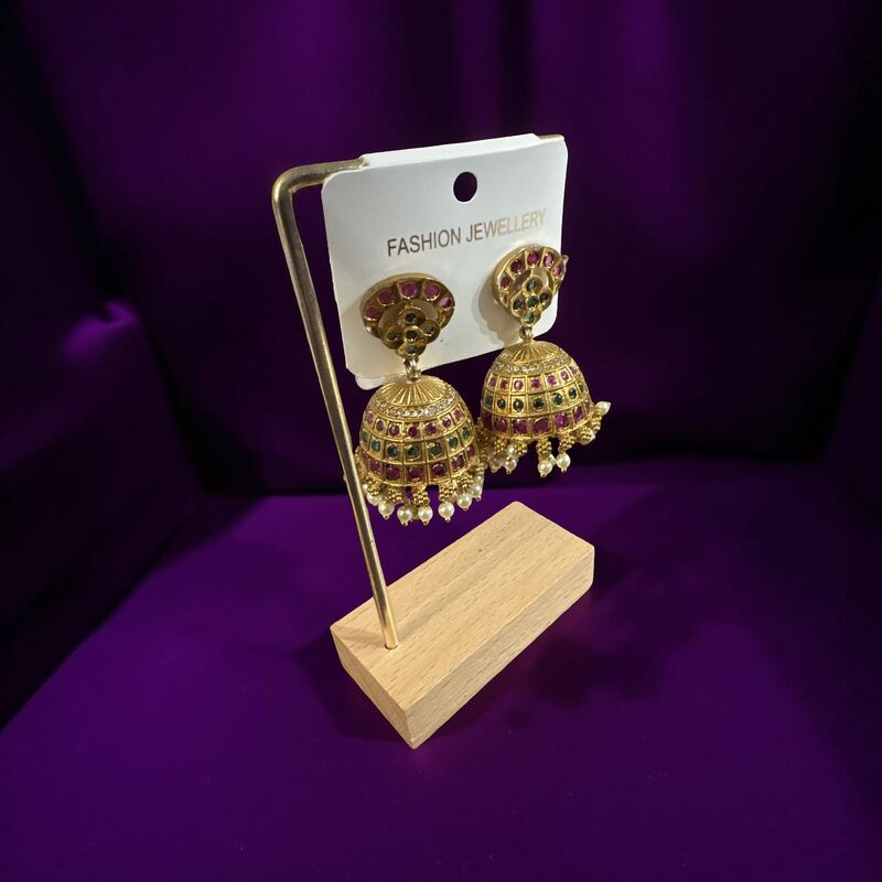 Traditional Kundan Jumkhas with Pearl detailing