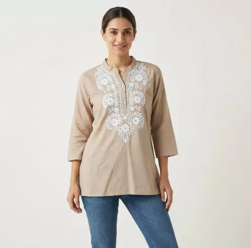 KURTI RECTO DE CUELLO REDONDO DE ALGODÓN BEIGE CLARO DE PINK ALMIRAH