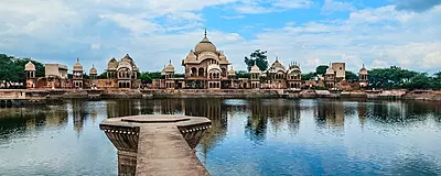 Kusum Sarovar and Radha Kund