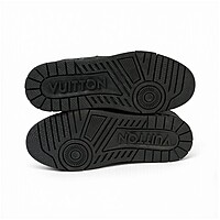 LV Trainer Style “Reflective Knit” alta