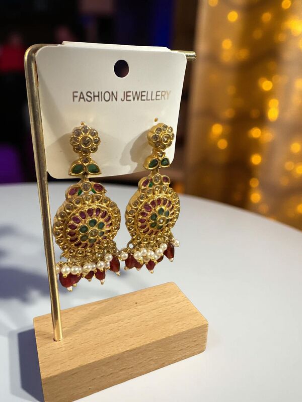 Traditional Chandbalis with Kemp stones and Beads detail