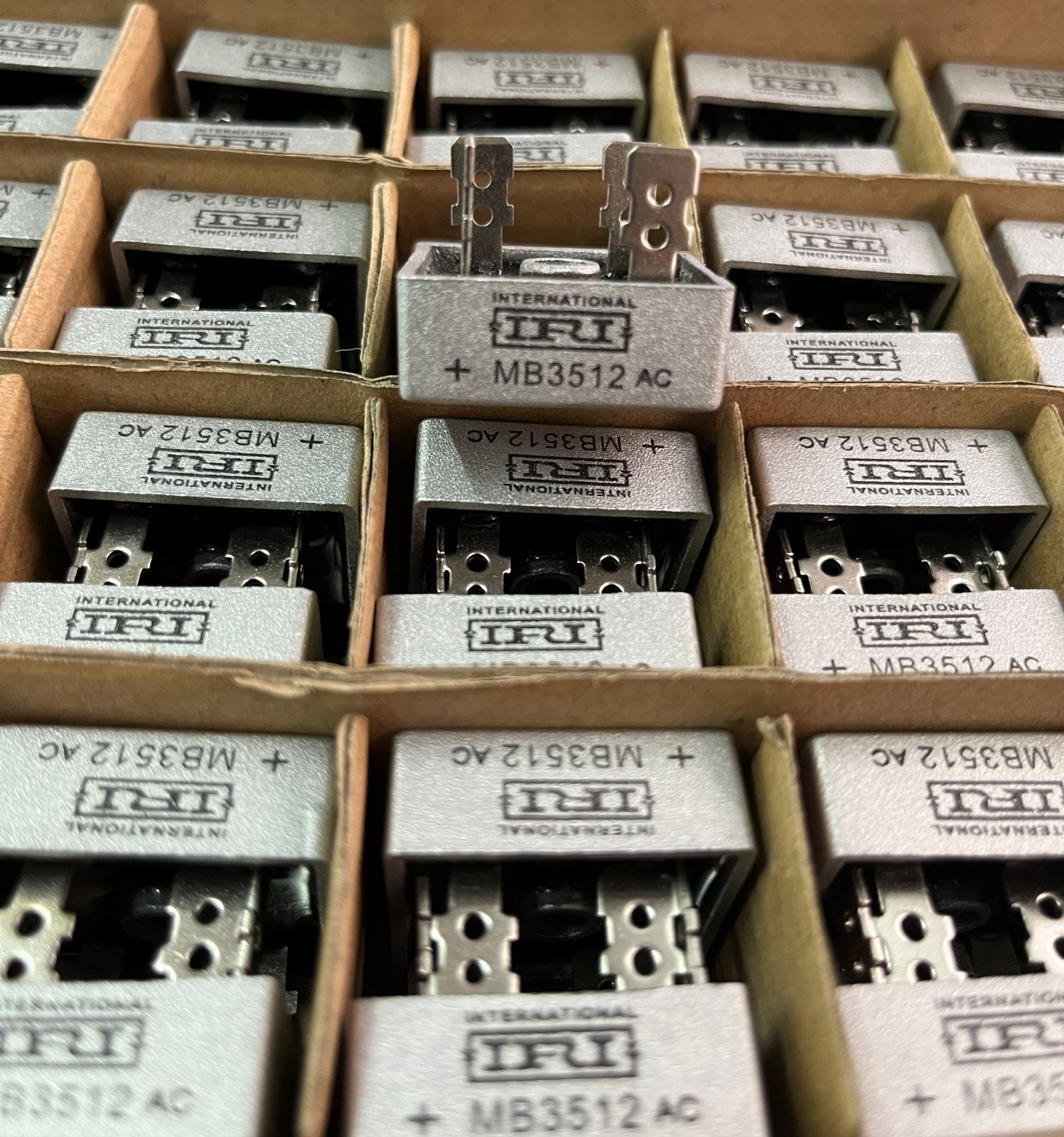 ESMB-3512