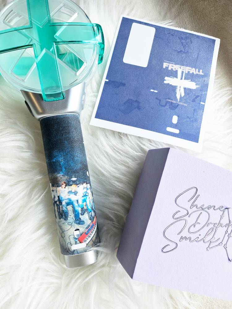 Custom TXT Moa Bong Skin Custom TXT Moa Bong Skin