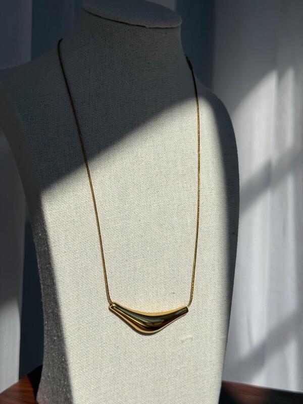 Miah Necklace