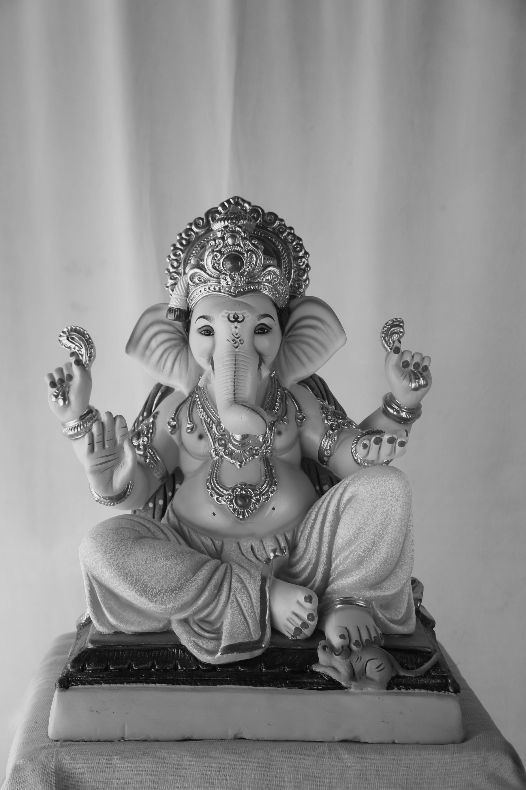 Navin Peshwa Ganpati | POP Ganpati | 18 Inches Height | MSKK-0014-POP-18-NAVIN-PSKK-DNOA