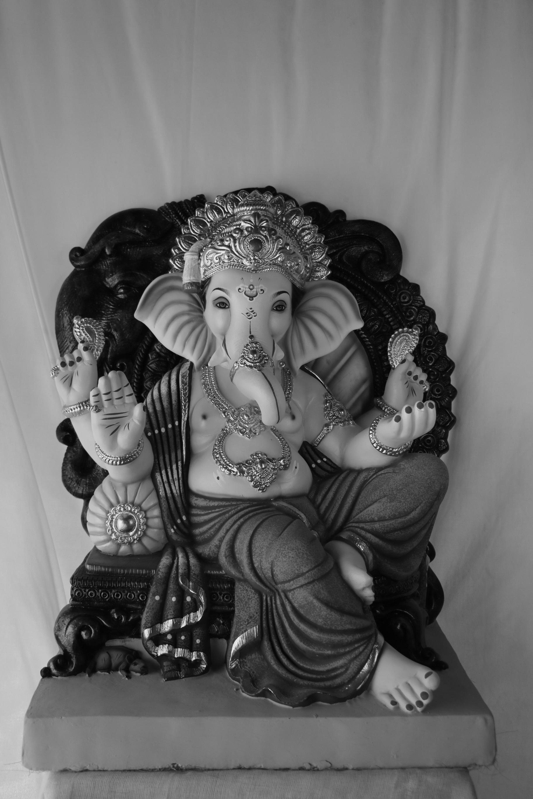 Hatti Prabhaval Navin Ganpati | POP Ganpati | 24 Inches Height | MSKK-0044-POP-24-HATTI-PSKK-DNOA Hatti Prabhaval Navin Ganpati | POP Ganpati | 24 Inches Height | MSKK-0044-POP-24-HATTI-PSKK-DNOA