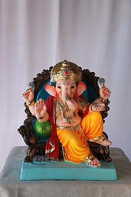Aadvi Koch Prabhaval Ganpati | POP Ganpati | 13 Inches Height | MSKK-0058-POP-13-AADVI-PSKK-DNOA