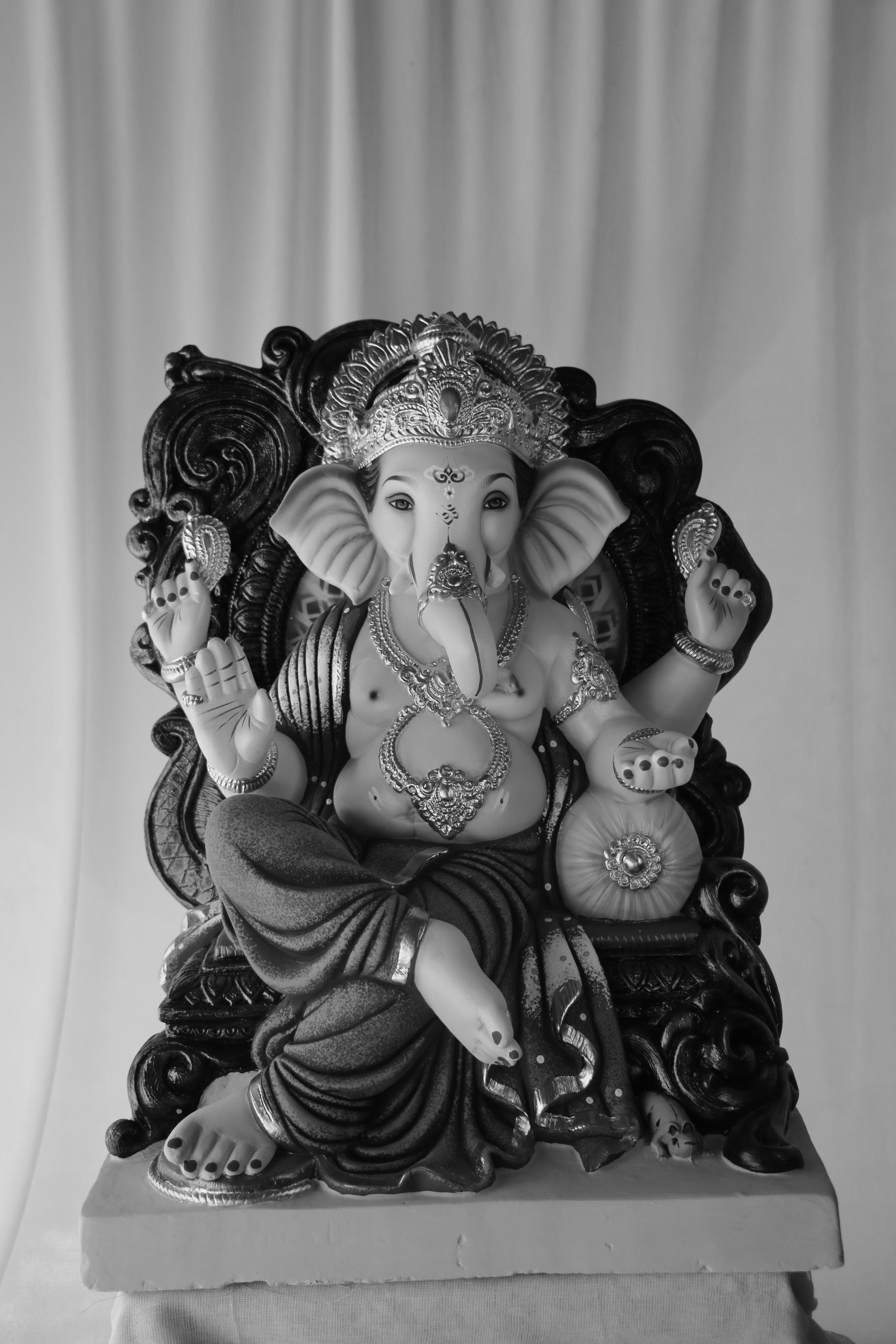Hatti Aadvi Koch Ganpati | POP Ganpati | 24 Inches Height | MSKK-0061-POP-24-HATTI-PSKK-DNOA