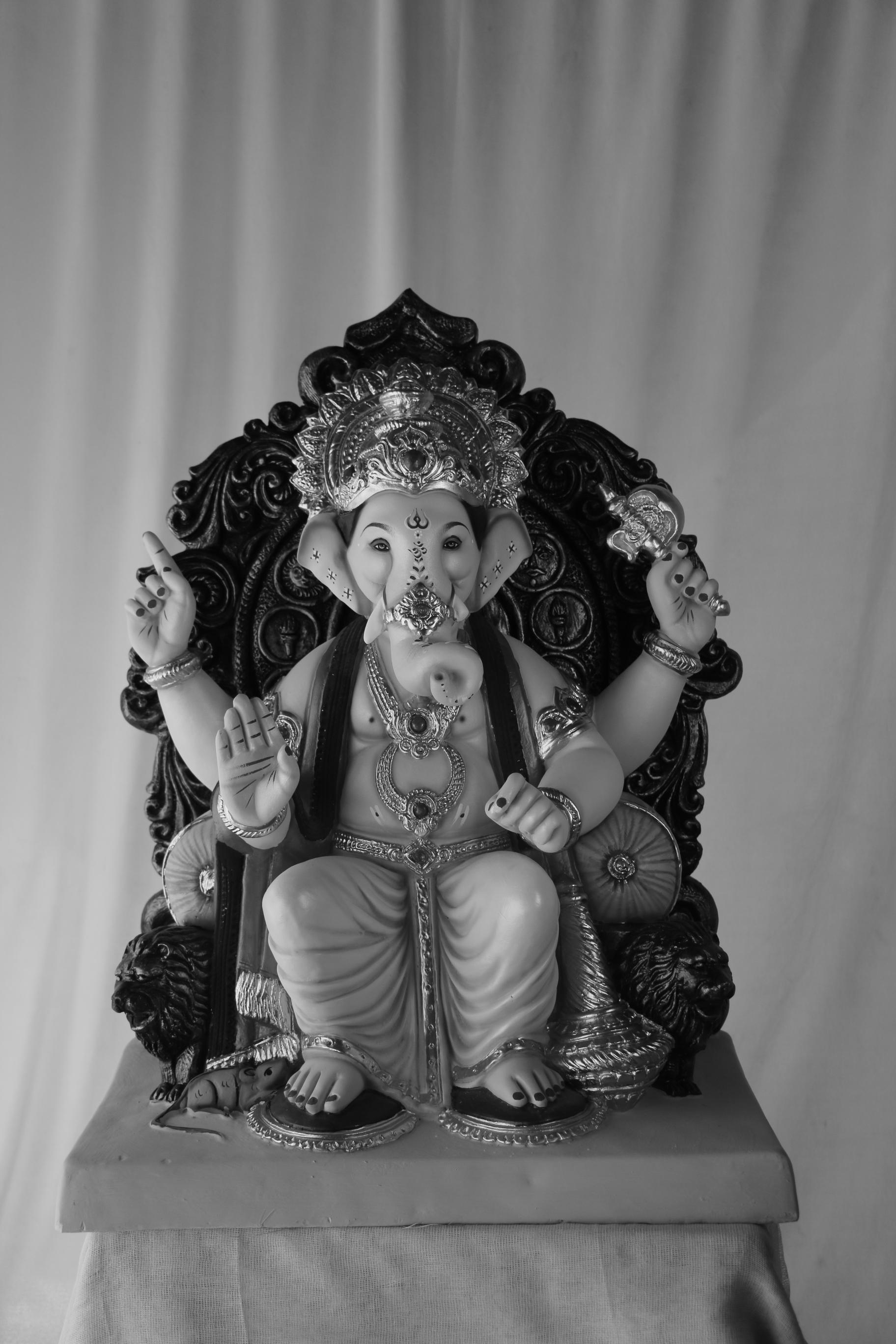 laalbaugcha Raja Ganpati | POP Ganpati | 24 Inches Height | MSKK-0064-POP-24-LAALB-PSKK-DNOA laalbaugcha Raja Ganpati | POP Ganpati | 24 Inches Height | MSKK-0064-POP-24-LAALB-PSKK-DNOA