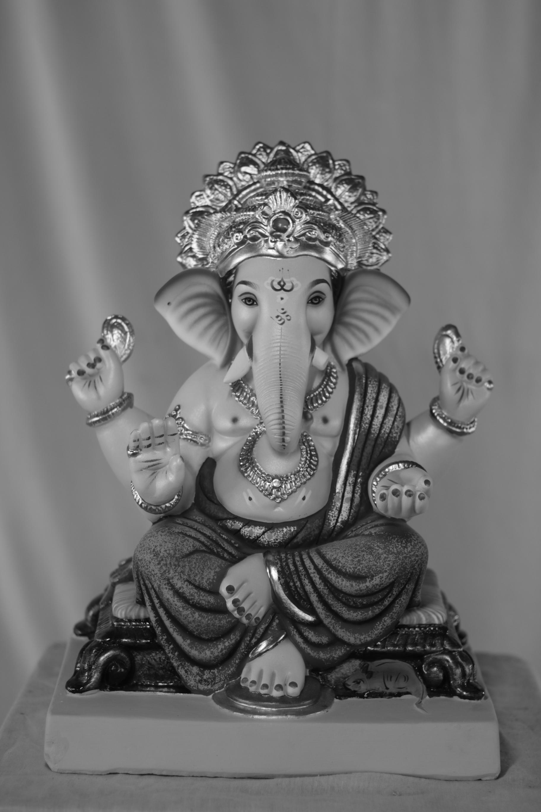 Navin German Ganpati | Eco Friendly Shadu Mati Ganpati | 17 Inches Height | MSKK-0011-SHA-17-NAVIN-PSKK-DNOA-VXX