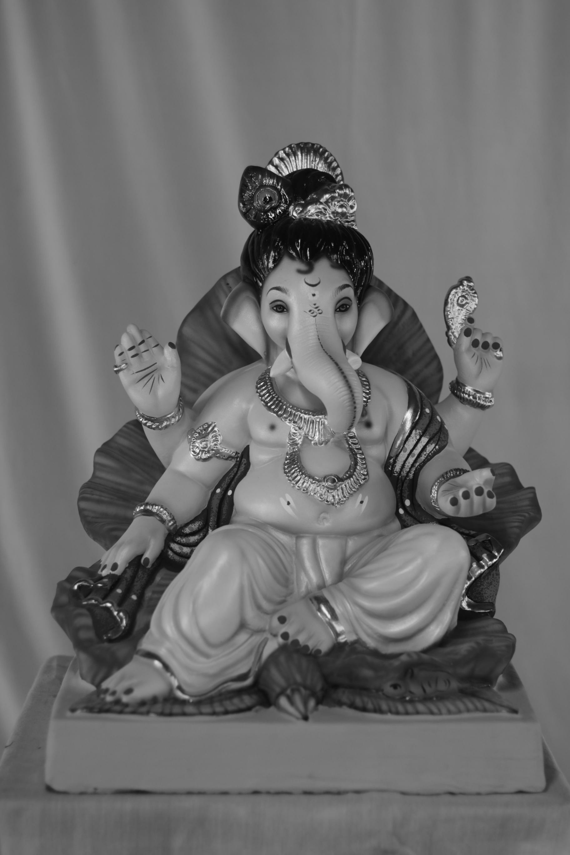 Phulwala Ganpati | Eco Friendly Shadu Mati Ganpati | 18 Inches Height | MSKK-0029-SHA-18-PHULW-PSKK-DNOA-VXX