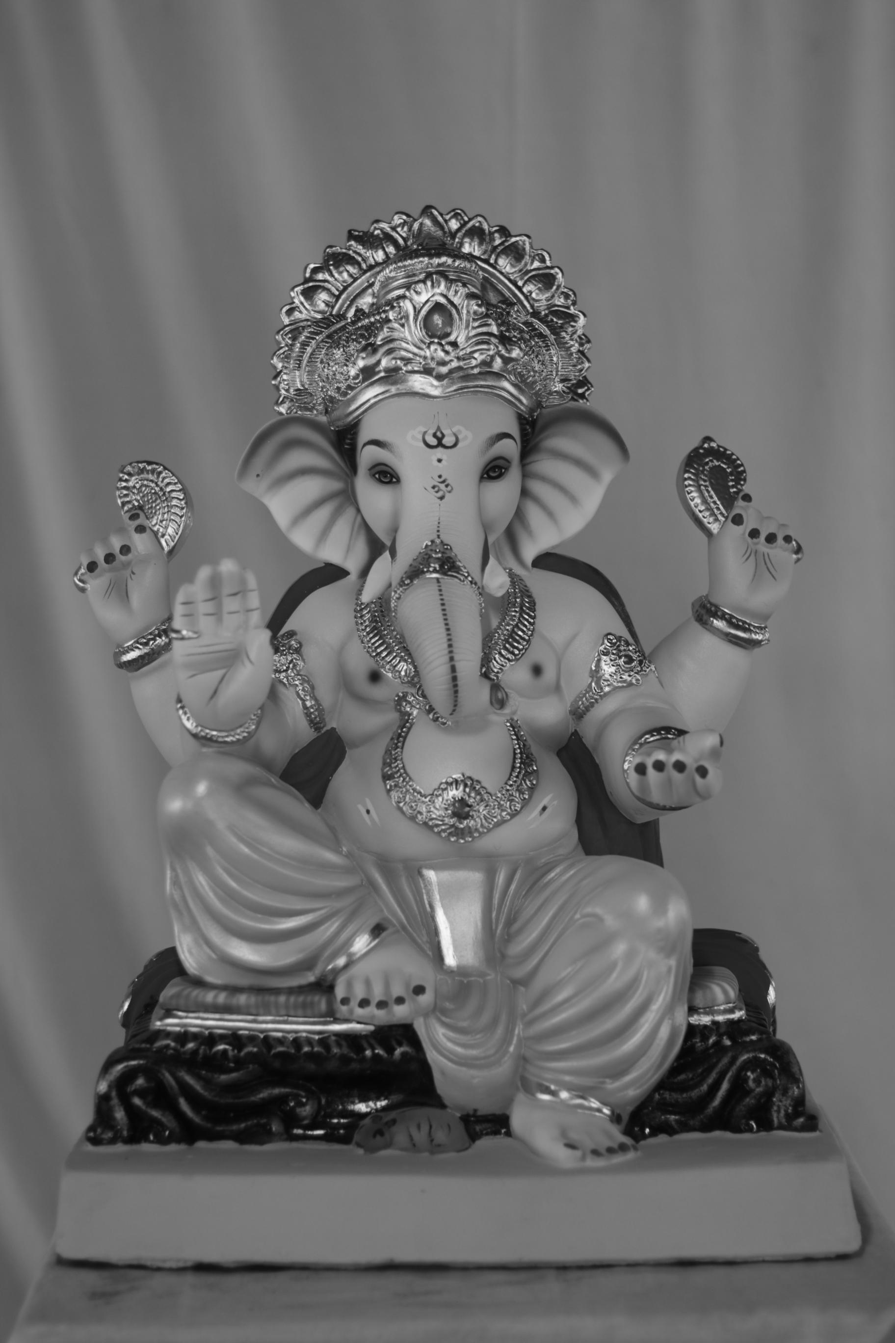 K K Weling Ganpati | Eco Friendly Shadu Mati Ganpati | 20 Inches Height | MSKK-0049-SHA-20-KKWEL-PSKK-DNOA-VXX