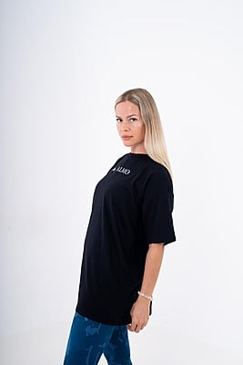 over size T-shirt over size T-shirt