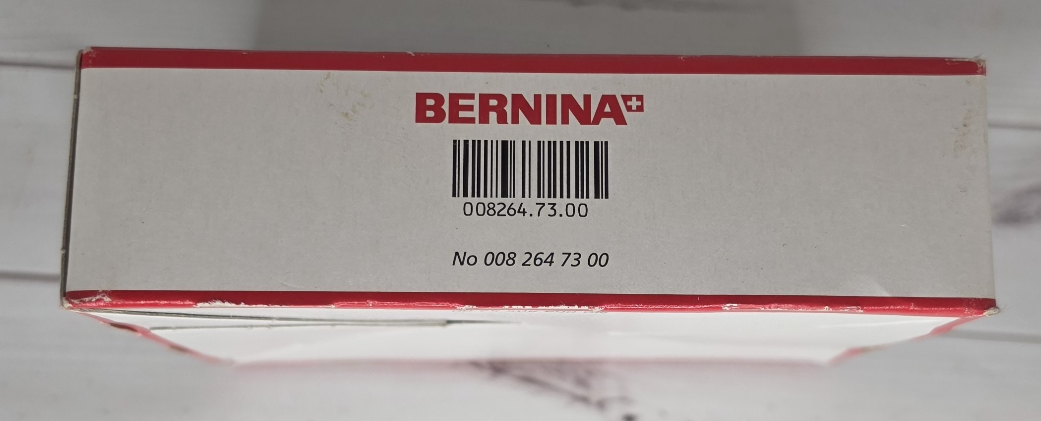 BERNINA UNIVERSAL MAGNIFYING GLASS - SET of 3 and HARDWARE