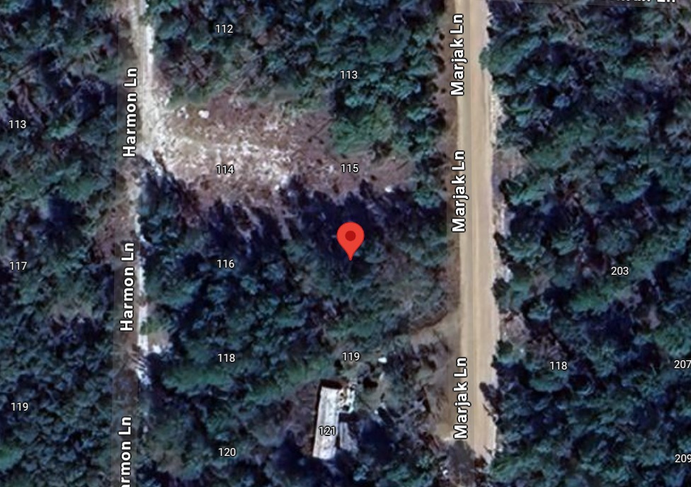 Marjak Lane: Great outdoors. Scenic views. Amenities for you to explore.