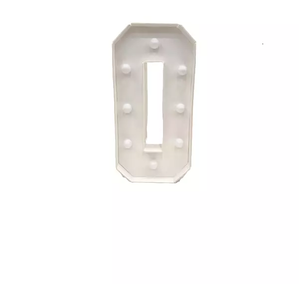 Marquee Letter O  Light-up 4 ft / Letta de marquesina — O