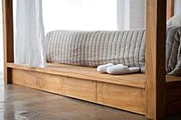 Majestic Canopy Poster Bed in Solid Wood - King Size Majestic Canopy Poster Bed in Solid Wood - King Size