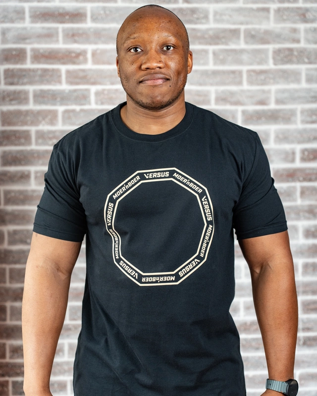Versus x Moer 'n Boer Hectagon T-Shirt | Black & Sand