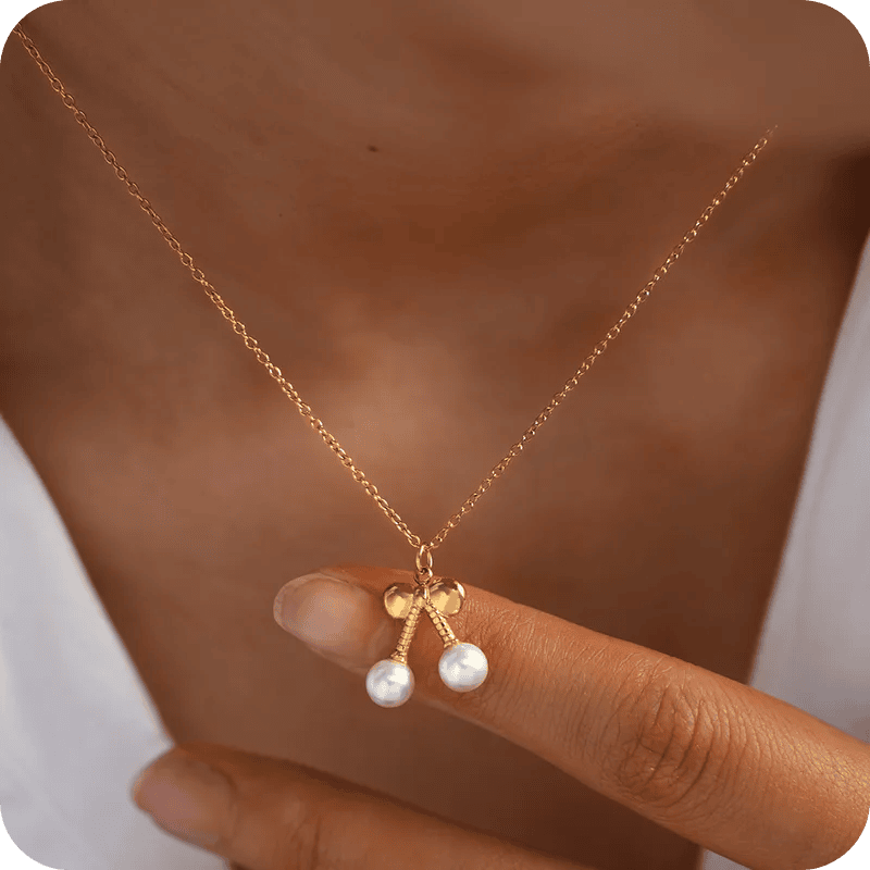 Mini Bow with Pearls Necklace