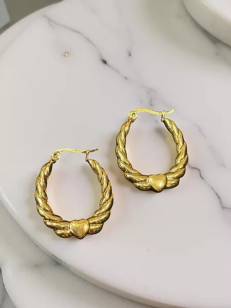 Modern Intertwined Hoops with Heart Detail