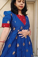 Neela Festive