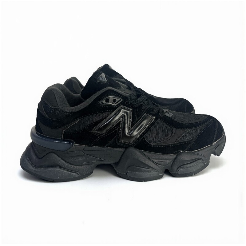 New Balance 2002R Protection Pack black