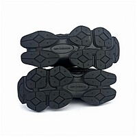 New Balance 2002R Protection Pack black