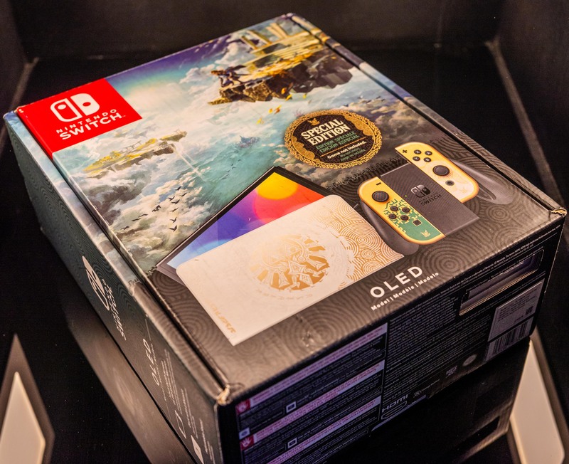 Nintendo Swith Oled Edición Legends of Zelda Con Caja
